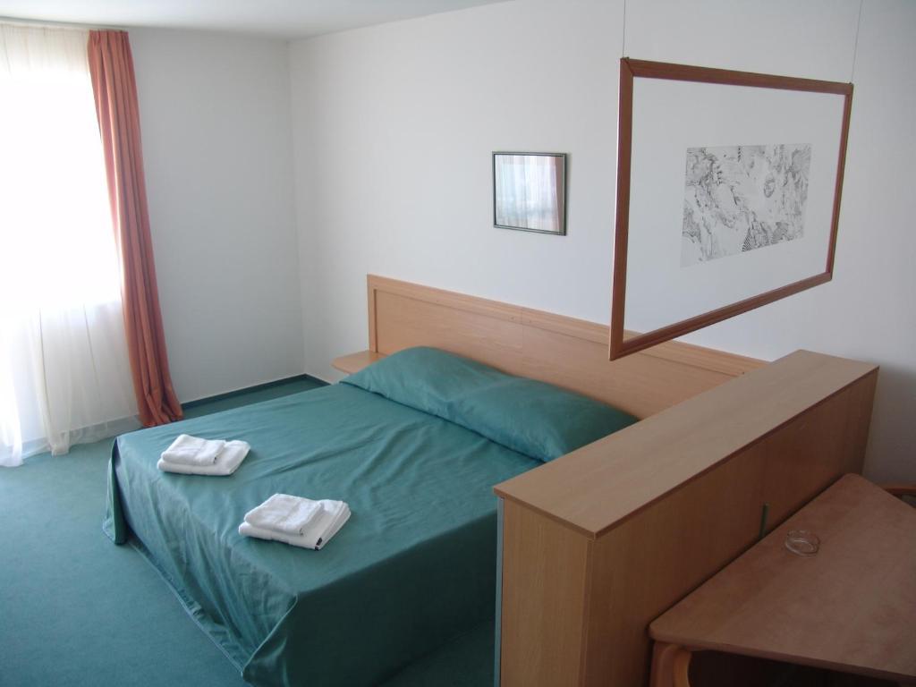 Club Mendan Aparthotel Zalakaros Oda fotoğraf