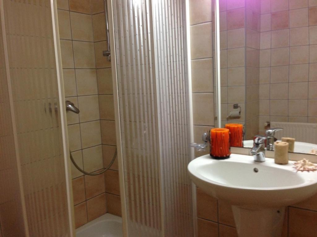 Club Mendan Aparthotel Zalakaros Oda fotoğraf