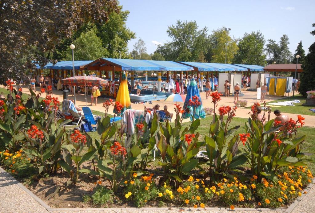 Club Mendan Aparthotel Zalakaros Dış mekan fotoğraf